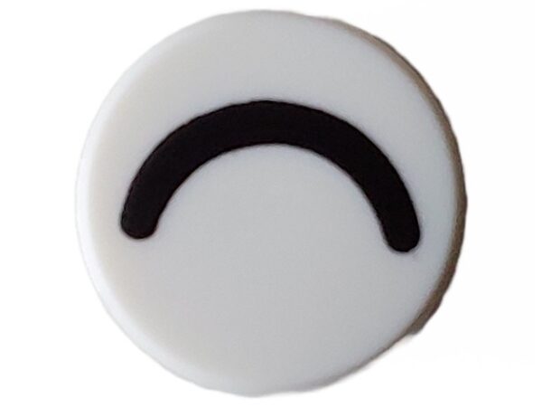 Tile, Round 1 x 1 with Black Eye Closed (Thin Curved Line) Pattern
